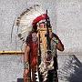 Un "indien" qui joue de la musique, Paseo Maritimo